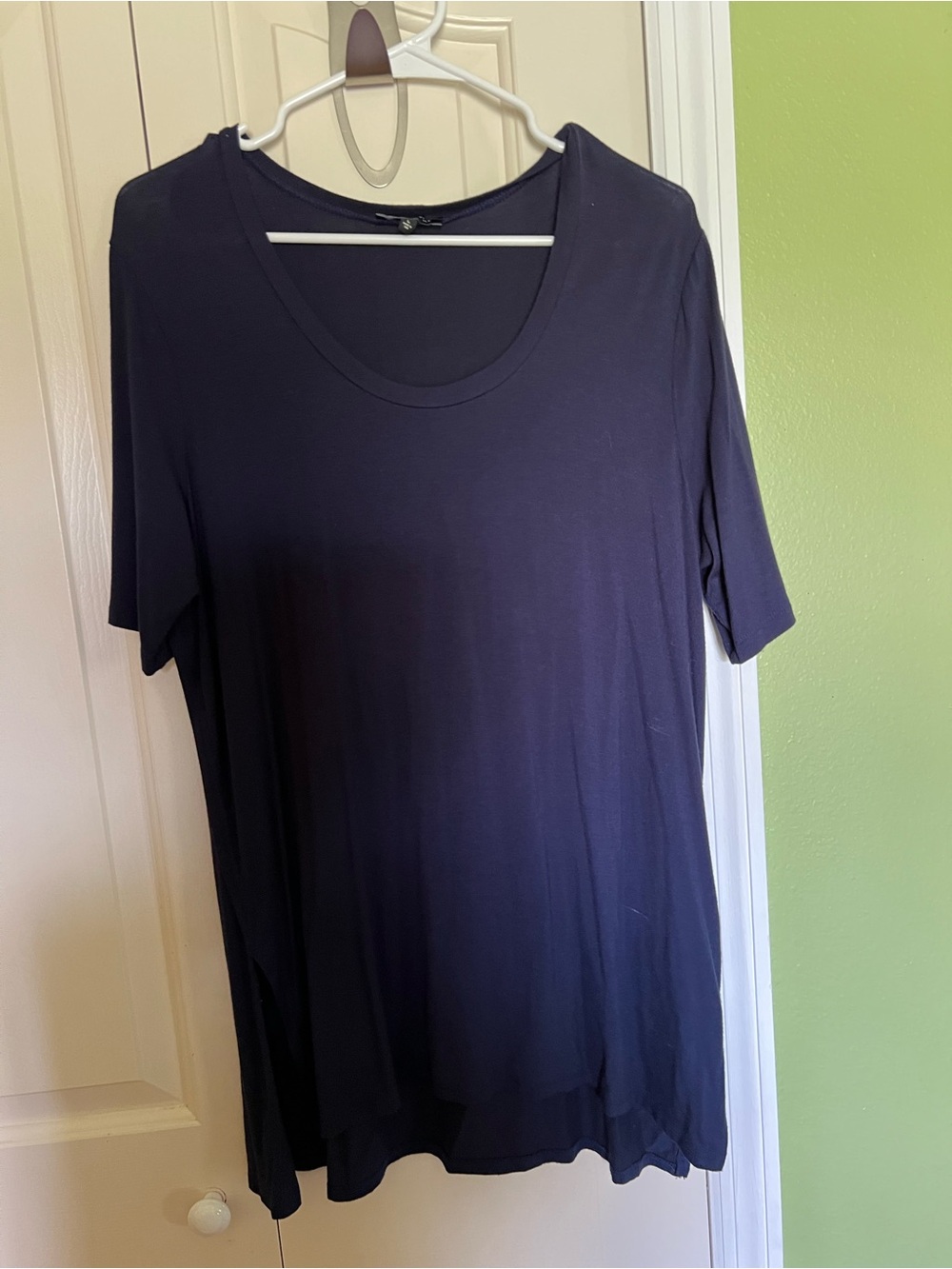 Kenneth Cole Navy Blue Scoop Neck Short Sleeve Tee